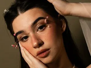 JulyFlor webcam livejasmine